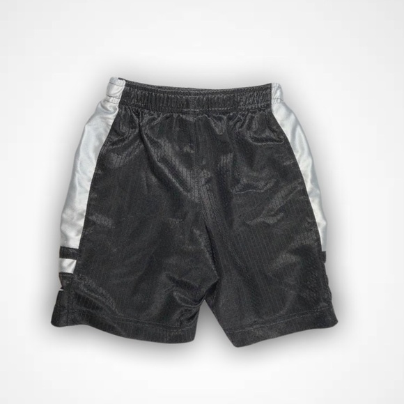 Nike Black And White Basketball Shorts - Picture 3 of 4